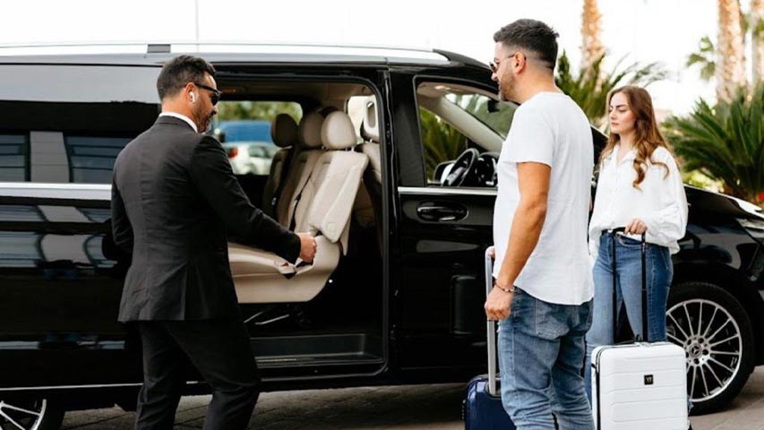ترانسفر هتل با ون